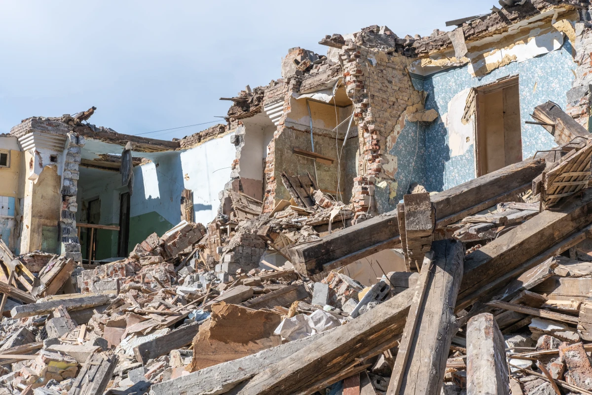 Séismes économiques : Comment les événements mondiaux façonnent le paysage immobilier